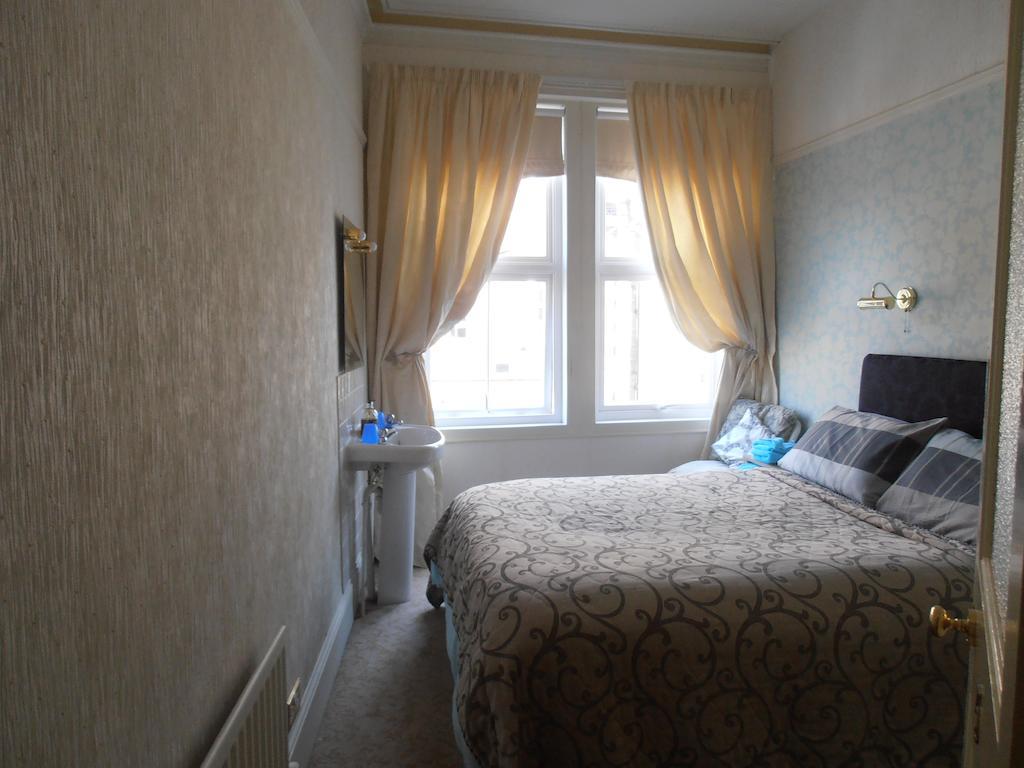 Riverside Guest House Morpeth Room photo